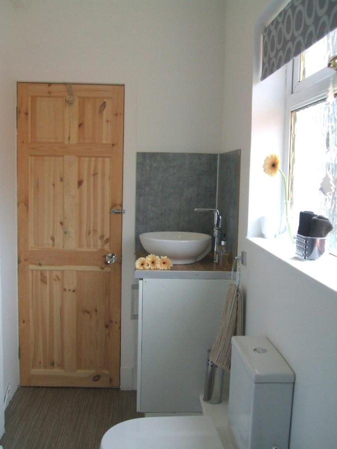 Villa Carvetii - Gemini House - 4 Bed House Sleeps Up To 8 People Tillicoultry Exterior foto